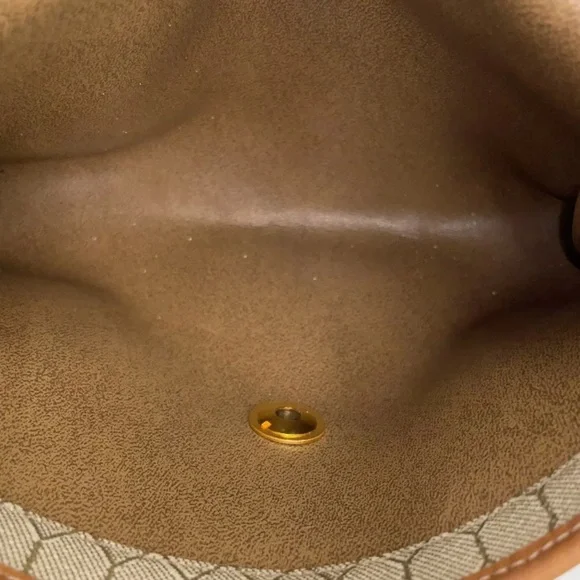 Christian Dior Beige Honeycomb Chain Shoulder Bag With Box - Picture 14 of 15